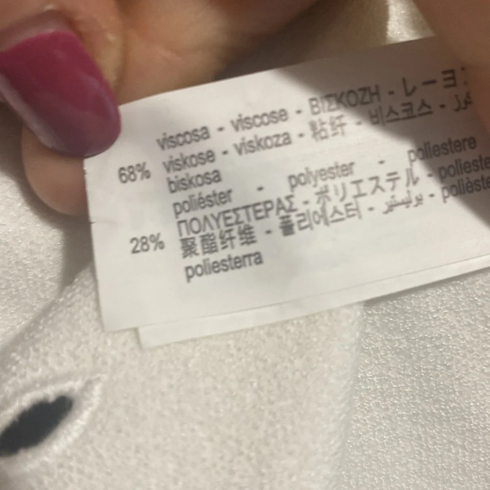 Zara NWT embroidered stretch knit top - Picture 4 of 4